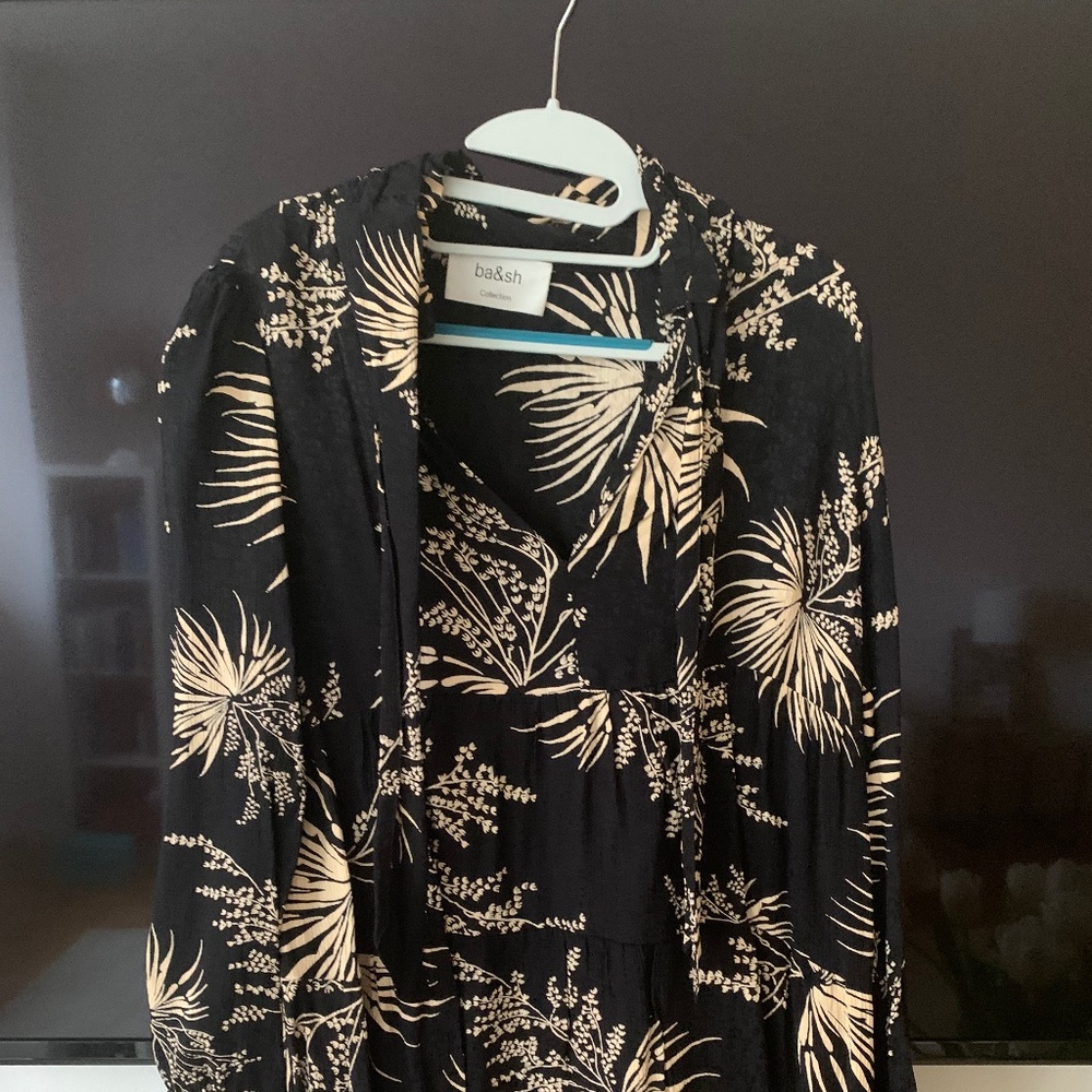Black and cream dress with motif
